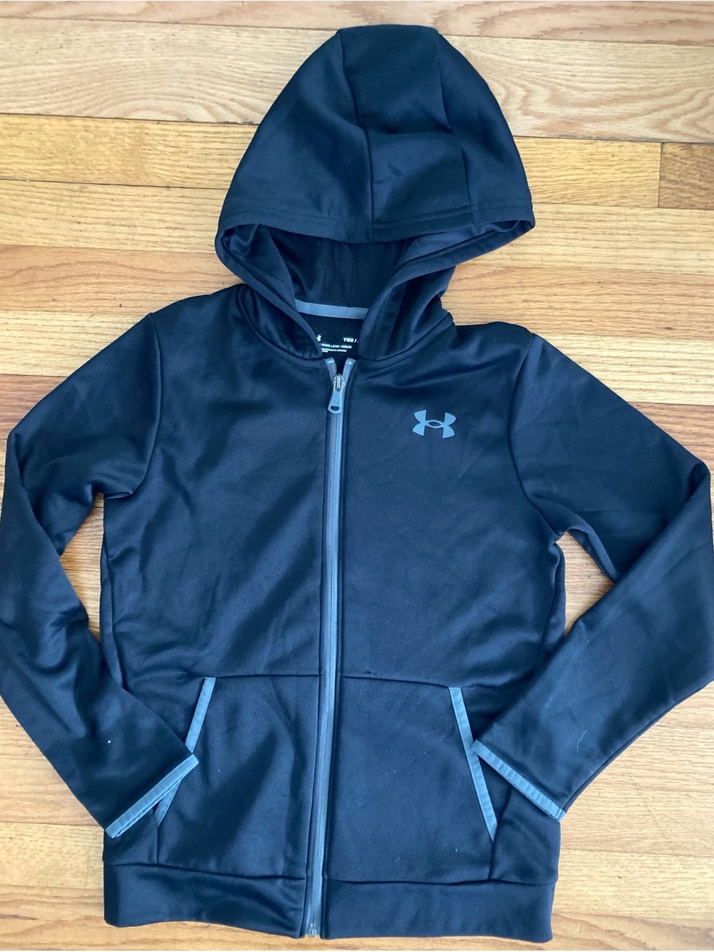 Under Armour Kids Black Hooded Full-Zip Sweatshirt with Gray Trim size L